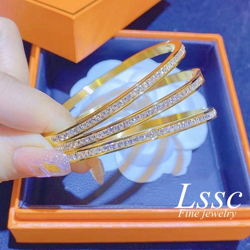 Gelang Titanium Wanita Anti Karat Permata Cantik Emas 18K Fashion Korea Perhiasan Aksesoris Bracelet