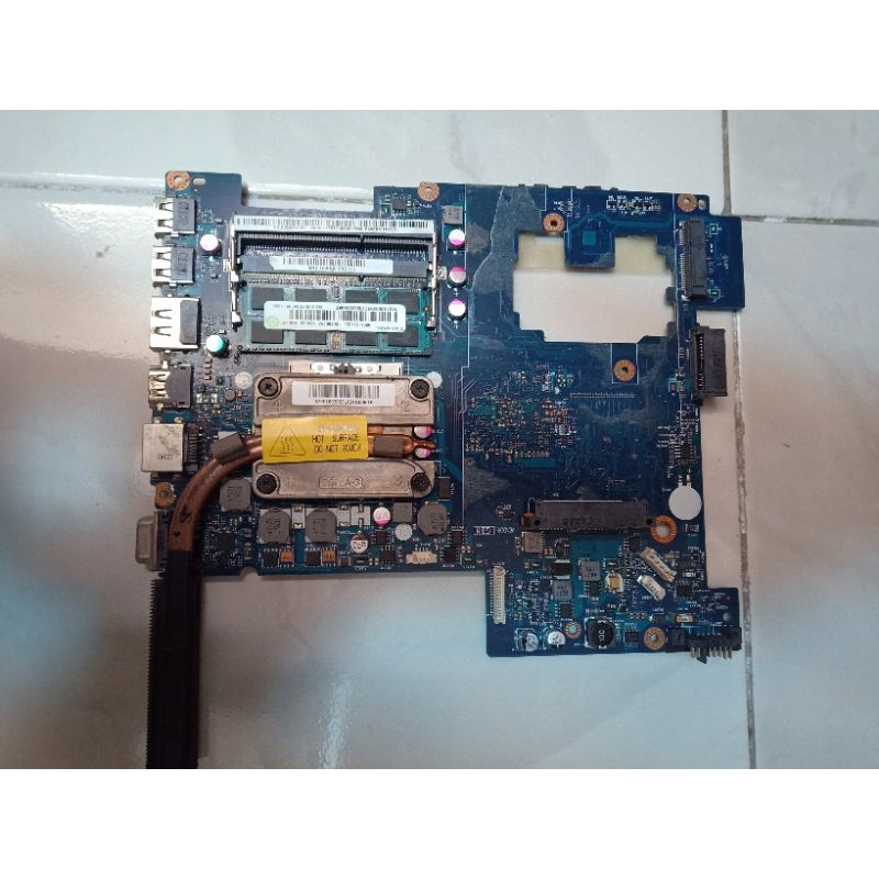 Motherboard Laptop Lenovo G470 kondisi mati