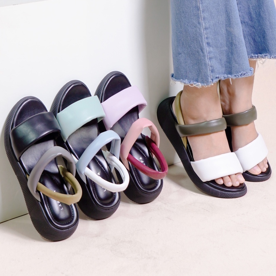 LAPEPA YUK -  Sepatu Sandal Wanita Wedges VALERIE ALL COLOR Model Ban dua Tali Strap belakang Hak Tinggi Sole 4 cm Spatu Sendal Gunung Cewek  Size 36 37 38 39 40 Warna Hitam Black Cewe Kekinian Premium Terbaru Shoes Ori Original Mall Official Store Promo