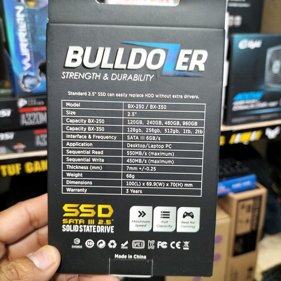 SSD BULDOZER 256GB 2.5 SATA GARANSI RESMI