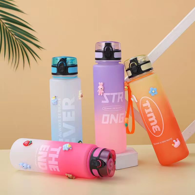 READY - Botol Minum Gradasi 900 ML Free Stiker 2D &amp; 3D - Botol Minum Plastik 560 MlL - Free Bublewrap