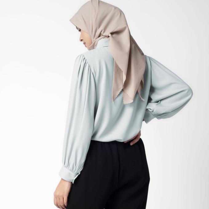 TERLARIS Benhill Kemeja Wanita " Seori" Light Grey 249-39379