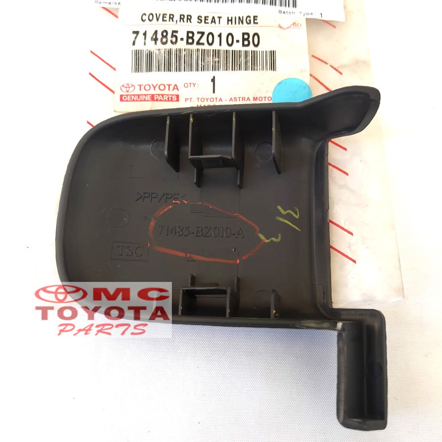 Tutup Cover Baut Kaki Jok Tengah Kiri Avanza Xenia 71485-BZ010-B0
