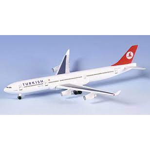 Herpa Wings 504508 1:500 AIRBUS A340-300 "ISTANBUL'" TURKISH AIR