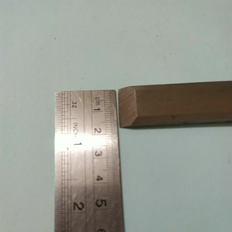 tatah, pahat. 3/4 inci. gagang kayu. harga per pc