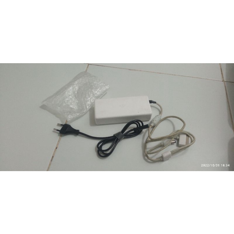charger dji phantom 4 standard 100 watt original bekas secon
