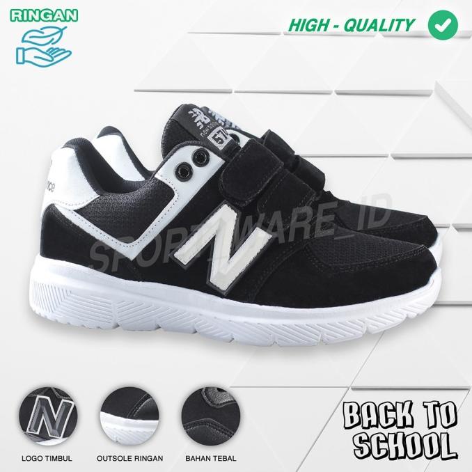 Sepatu Sekolah Anak Laki Perempuan Tanpa Tali-Sepatu Sekolah Hitam