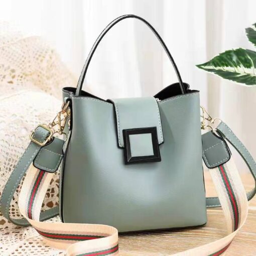 070 tas selempang wanita import wanita fashion kekinian tas slingbag