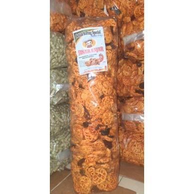 Krupuk Seblak Mawar Pedas Daun Jeruk - Grosir Snack Kiloan