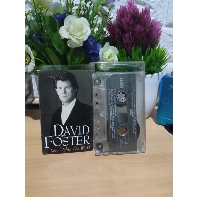 KASET DAVID FOSTER - LOVE LIGHTS THE WORLD