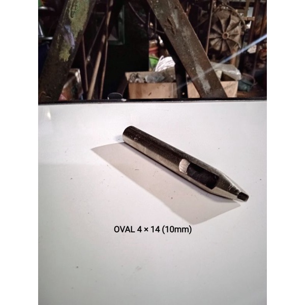 

Plong pembolong oval 4 × 15 (10mm)