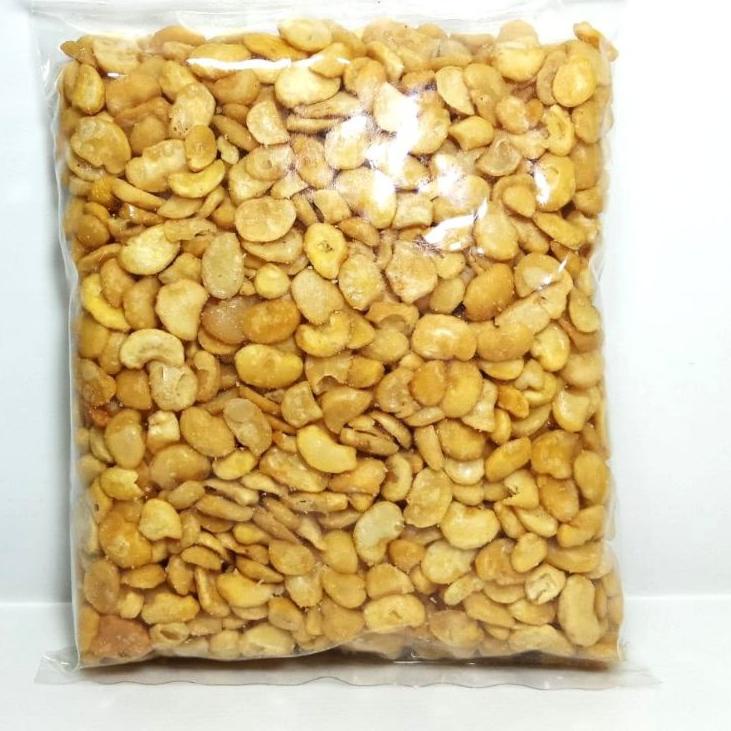 

New Trend--kacang koro kupas asin gurih 1 kg