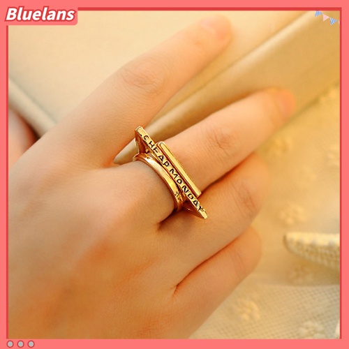 3pcs / Set Cincin Kombinasi Bentuk Geometri Segitiga Persegi Lingkaran Warna Emas Untuk Wanita