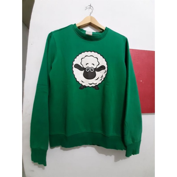 CREWNECK THREE Q . R .