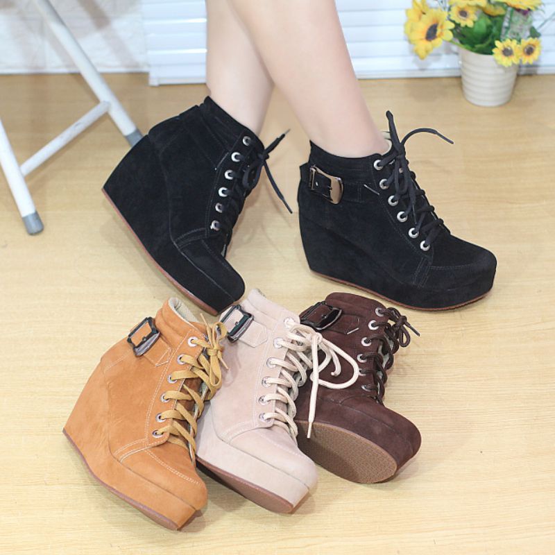 Boots wedges wanita Bay 02