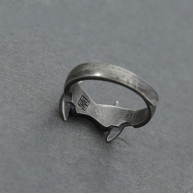 Cincin Lapis Silver Model Cekung Gaya Vintage Untuk Pria