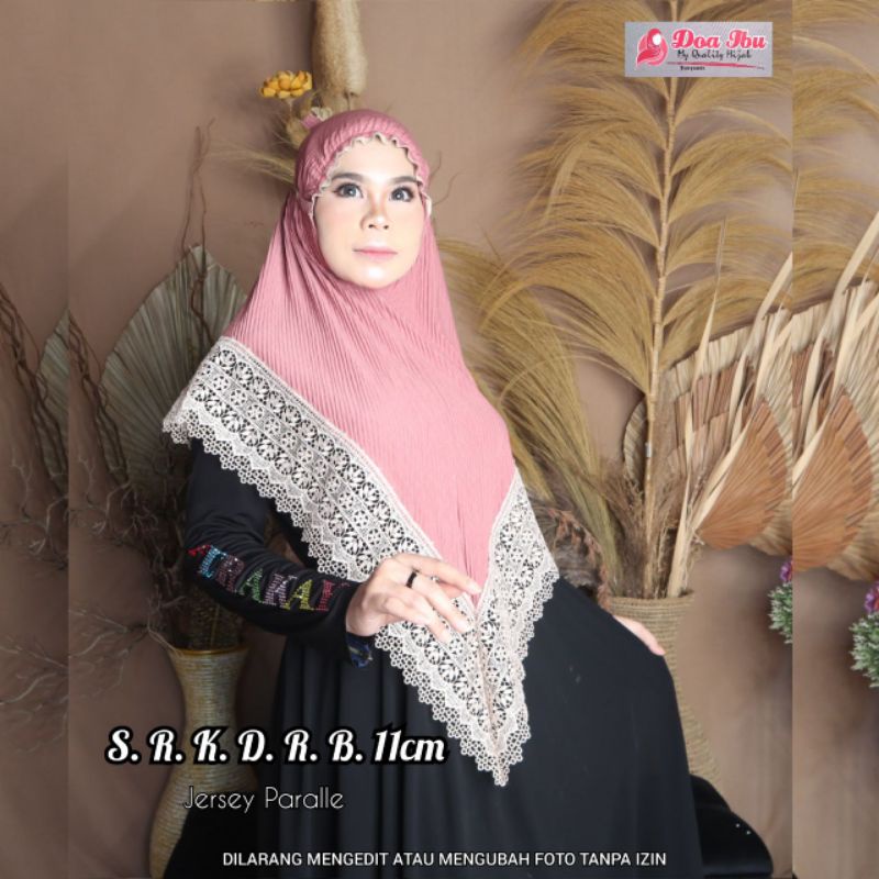 Jilbab Kerut Dahi Renda Prada ORI Do'a Ibu