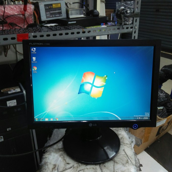Monitor Lcd Lcd Monitor Lg 17" Inchi Wide Screan Bagus .