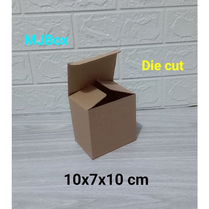 

Kardus karton Uk. 10x7 x10 cm.........Die Cut