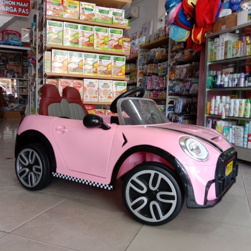 Mobil Motor Aki Pacific PM 7612 Mini Cooper