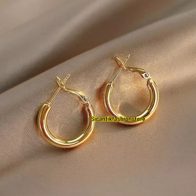 ANTING WANITA TUSUK GOLD TITANIUM TERBARU TERLARIS FASHION WANITA ANTI KARAT SELAMANYA ANTING TITANIUM WANITA POLOS TERBARU 20022 Anting Titanium Wanita Korea Terbaru Terlaris Anti Karat Selamanya Anting Fashion Wanita Perhiasan Wanita Anting Wanita Tusuk