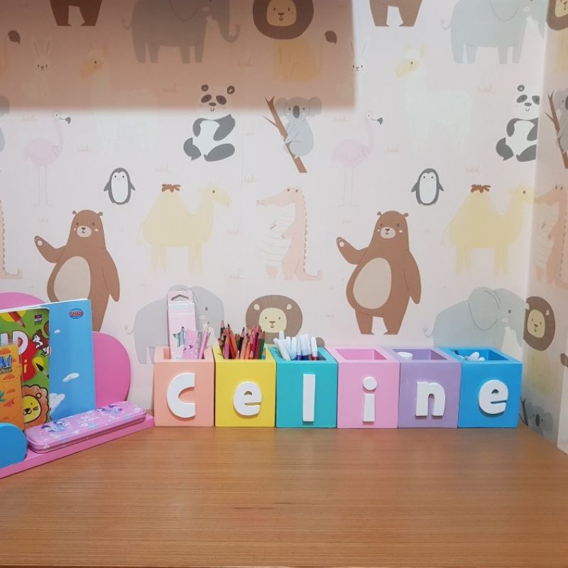 

Tempat Pensil Nama, Balok Nama Kayu Custom, Kado Unik