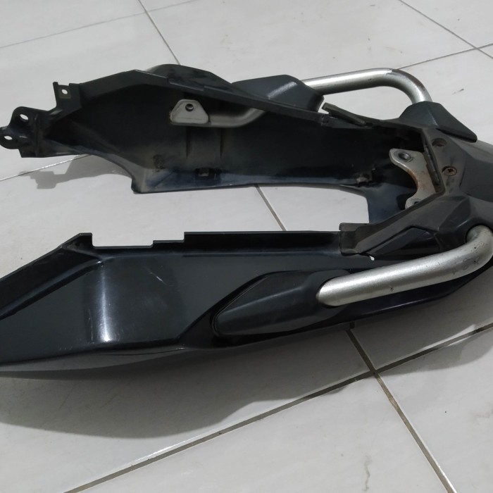Body Belakang Yamaha Byson Karbu - Sparepart Copotan Sepeda Motor bekas