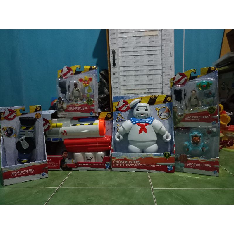 Figure dan aksesoris GHOSTBUSTERS Part I