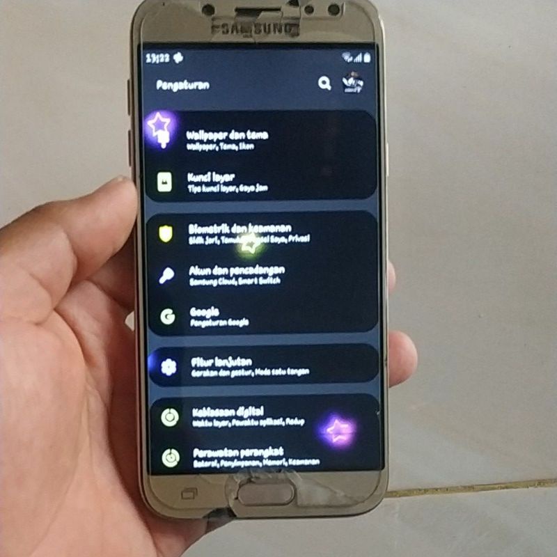 samsung j5 pro minus