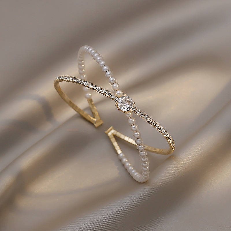 Mhang Gelang Rantai Dengan Charm Bentuk Salib Aksen Mutiara Imitasi Untuk Wanita