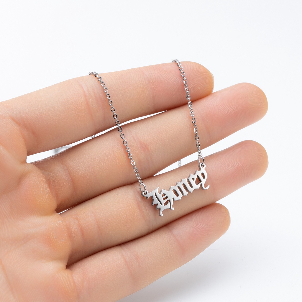 Kalung Rantai Klavikula Hias Liontin Tulisan Inggris Bahan stainless steel Gaya vintage Eropa Amerika