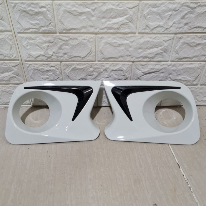 [BAYAR DIRUMAH] Ring Foglamp Cover Foglamp All New Avanza Xenia 2011 - 2014 - Putih / Perlengkapan V