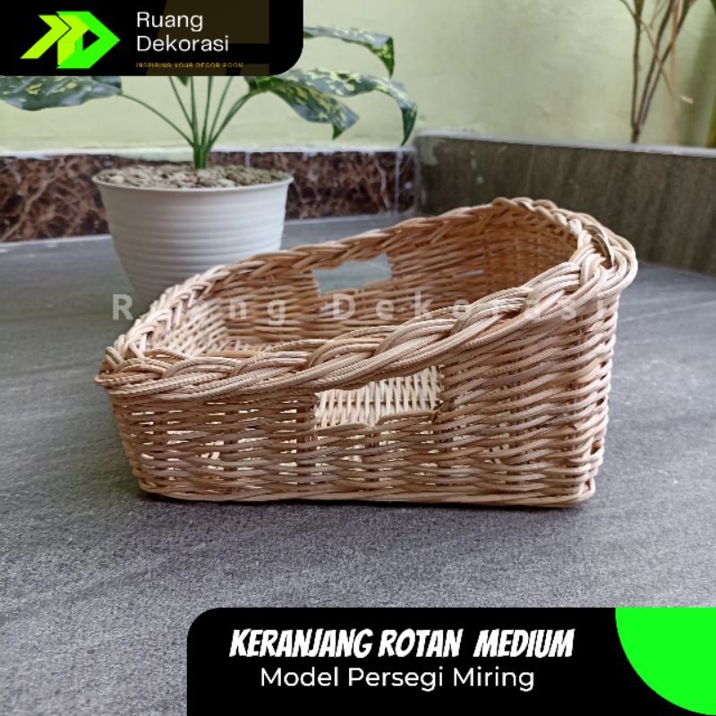 keranjang Rotan Kotak Persegi Miring Box Hampers Rotan Box Rotan Seserahan Keranjang Rotan Serbaguna