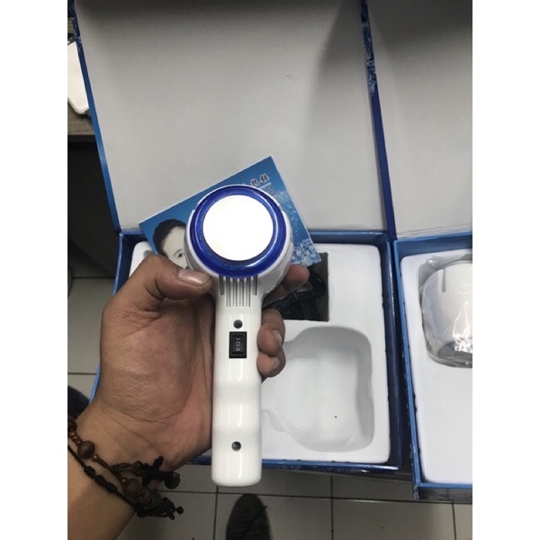 Alat kecantikan setrika relaksasi wajah Hot and cold hammer dengan pengaturan lcd dan blue photon