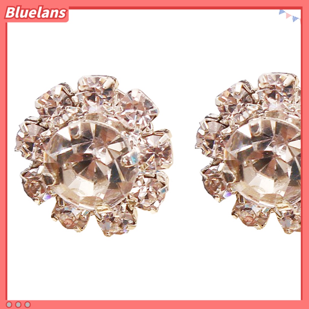 Bluelans 1 Pair Ear Stud Rhinestone Charming Alloy Flower Shaped Elegant Earrings for Women