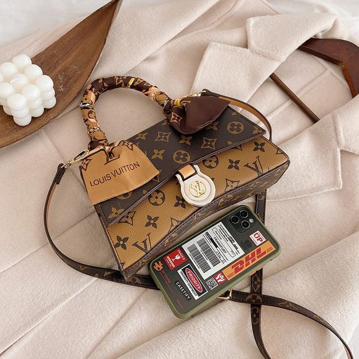 

Model baru - L Vuitton 7113 Pita+BubbleWrap リ