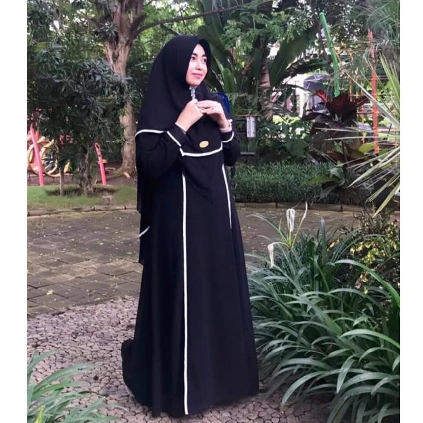 Lya 03 Dress Gamis Syari Baju Muslim Hitam