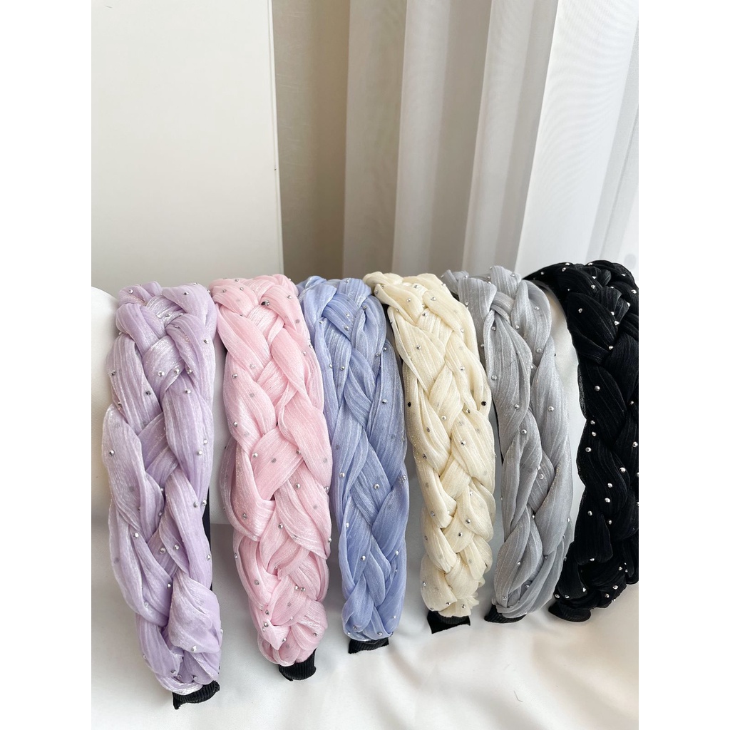 Mika bandana