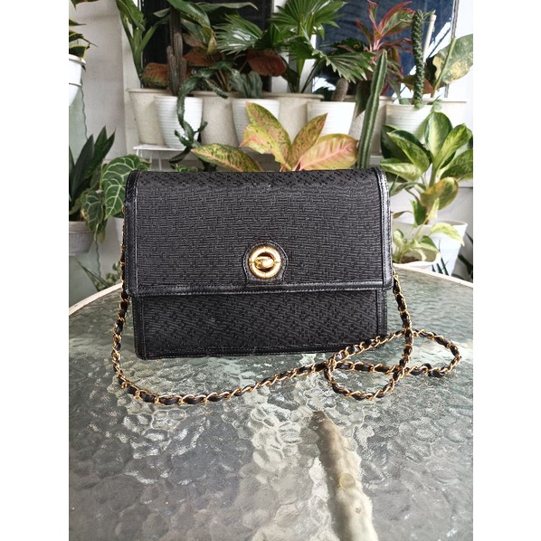 Preloved Second Bekas Tas Rantai Esquire Collection