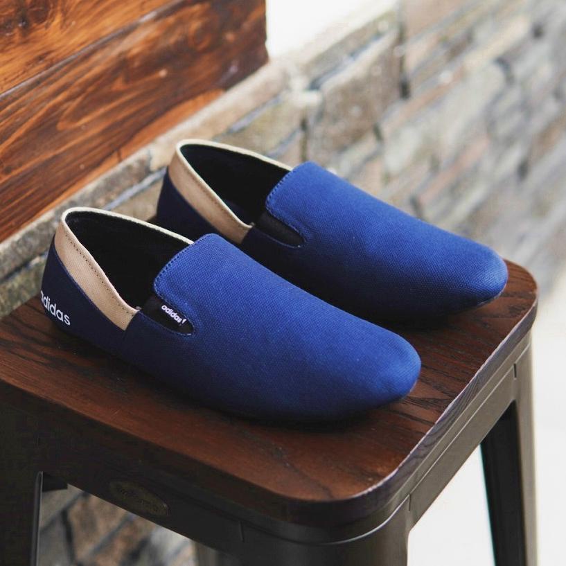 ADS2-3TAY3 Sepatu Slip On Pria Adidas Easy Kanvas Sepatu Casual Slop Pria Santai Bisa Bayar Di Tempa