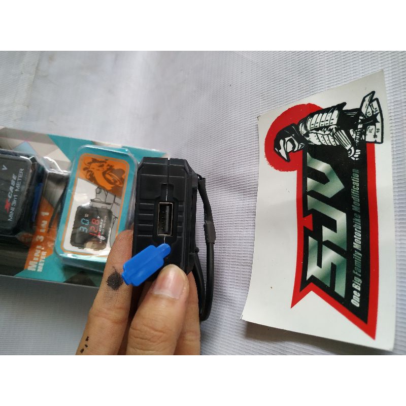 VOLTMETER MINI 3 IN1 MODEL KOSO + CHARGE USB TERMURAH