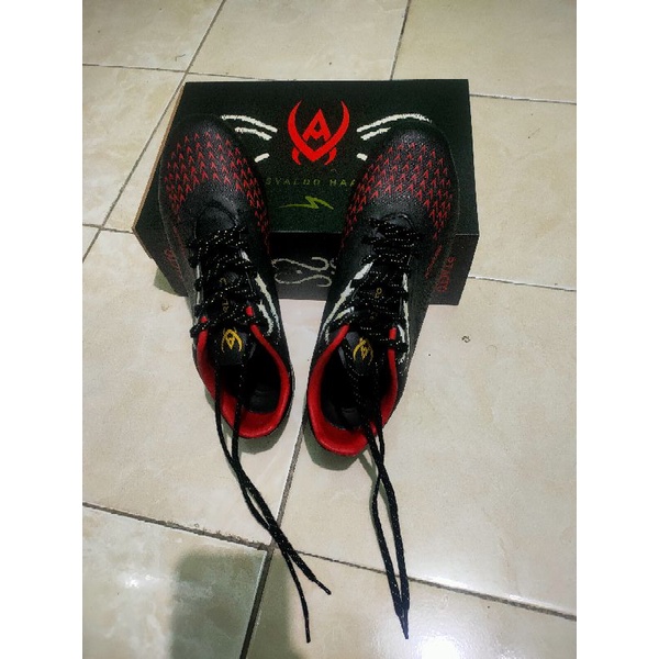 Sepatu Bola Specs Reacto Blitz Elite FG Stereoflow Va20 Osvaldo Hay