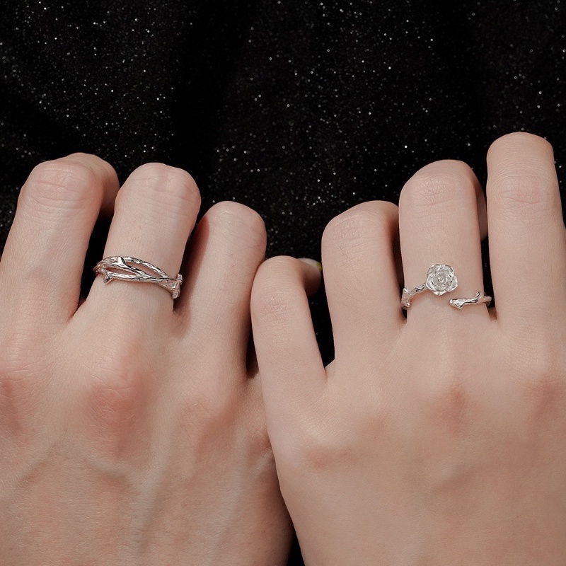 Set Cincin Model Terbuka Desain Ranting Bunga Mawar Mekar Warna Silver Untuk Pasangan