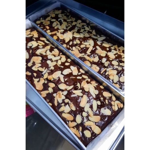 

Brownies Almond ( large 30x10 )