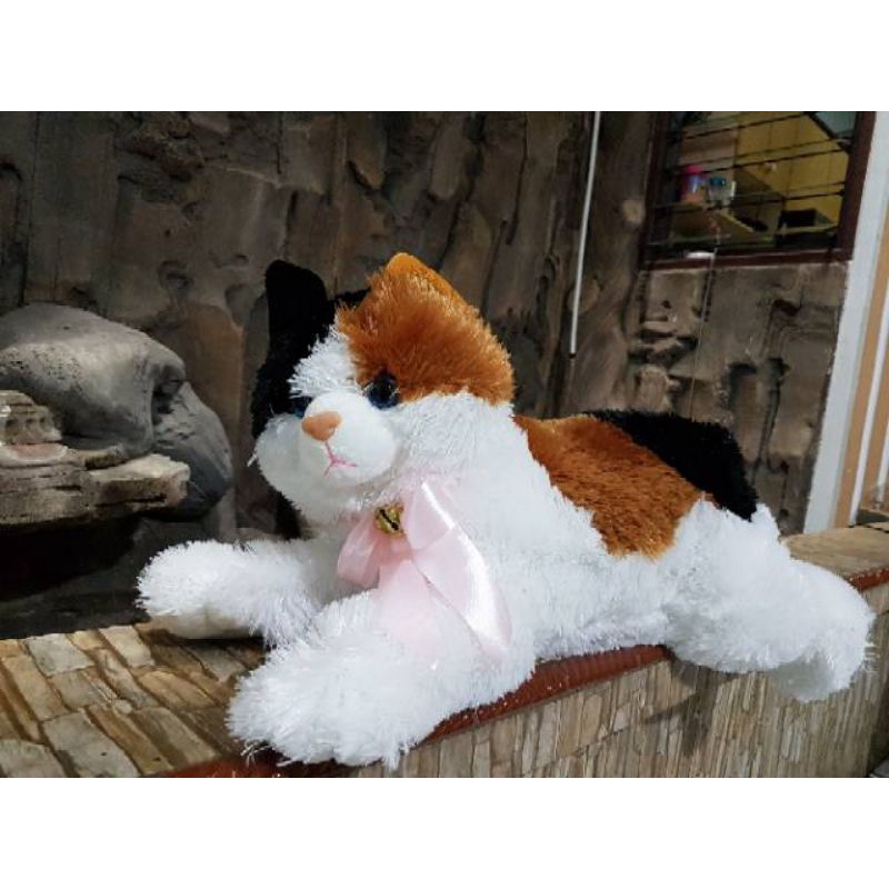 Boneka kucing cantik Lying cat Esmeralda XL SNI