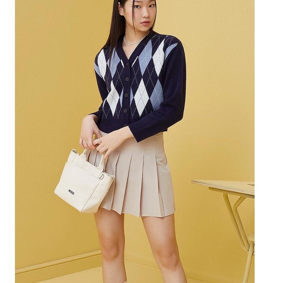 Harga Spesial Good Day Argyle Wool Cardigan