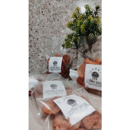 

Snack keripik kering