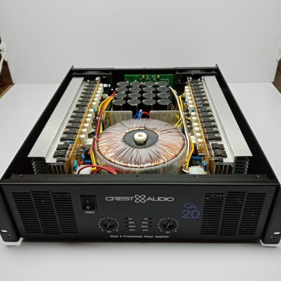 power amplifier crest audio ca20/ca 20 body panjang