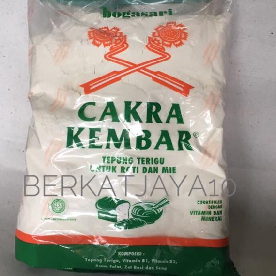 

Dear--Tepung Terigu Cakra Kembar ekonomis kemasan bening 1 kg