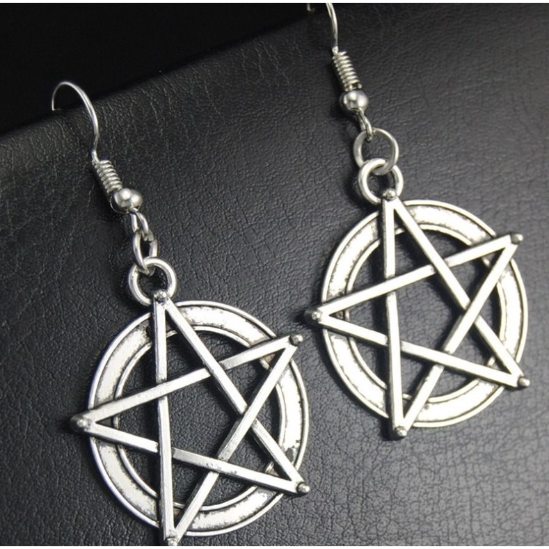 Perhiasan Bentuk pentagram pentagram Bahan alloy Gaya gothic retro Untuk Hadiah